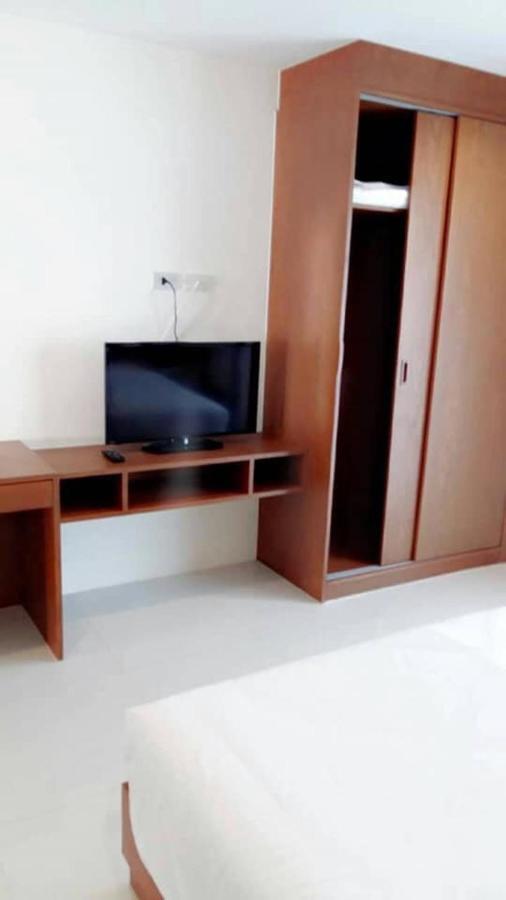Dee Dee Mansion Airport Apartment Nai Yang Beach Exterior foto