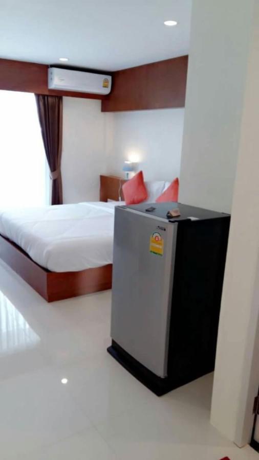 Dee Dee Mansion Airport Apartment Nai Yang Beach Exterior foto